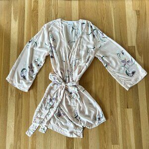Plum Pretty Sugar Wrap/Kimono w/ Belt